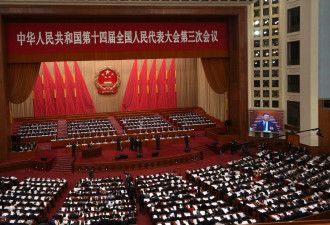 中美关税战背景下 如何解读中国政府工作报告？
