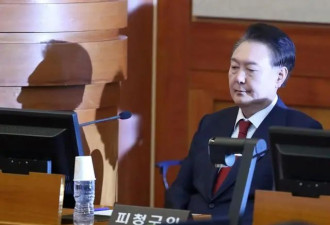 热帖:73岁朴槿惠再出山,一句话让尹锡悦成功出狱?