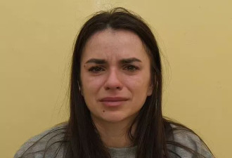 保加利亚美女间谍赤身在床被捕，男方竟是同组成员?