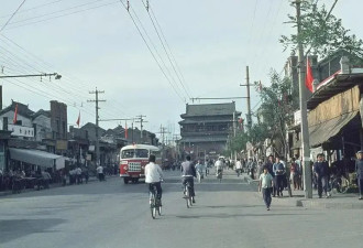珍贵瞬间：法国姑娘拍摄1966年的北京