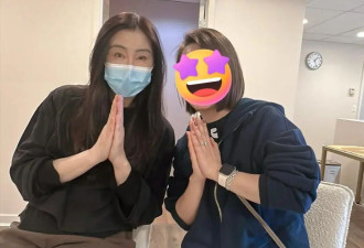 王祖贤艾灸馆生意火爆！素颜绝美手指曝状态，开保时捷亲自取药！