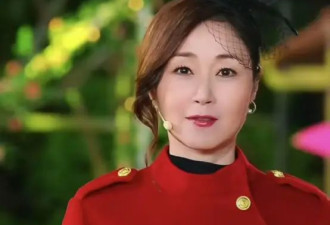 "43寸长腿女神"万绮雯罕见现身,被赞颜值更胜从前