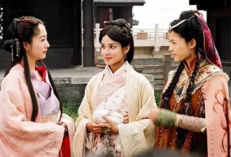 TVB前混血女神复出，年过半百保养得宜