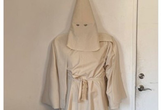 妻子近乎赤身滑旱冰再引争议 侃爷夫妇太抓马