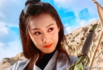 错过周星驰，下嫁黄贯中，如今52岁住深山破房子