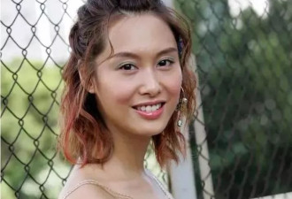 错过周星驰，下嫁黄贯中，如今52岁住深山破房子