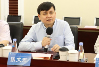 张文宏现场点名记者减肥 惊吐：你太胖了