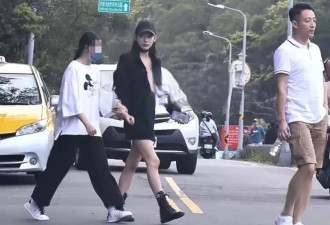大S离世36天，汪小菲带女儿吃万元法餐