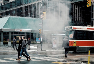 多伦多今天仍享受暖春最高8°C！周三大降温回归冬季！周末大雨！
