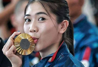 泰美女跆拳道奥运冠军，带未婚夫游重庆引发热议