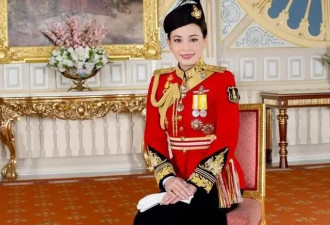  泰王室后宫大乱？90后新宠妃遭强势新女官压制 