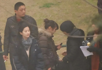 刘亦菲刚出道的容颜实在太美,十八岁比现在美十倍