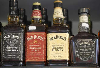 踩到美痛脚？川普呛对欧盟“所有酒类”课200％关税