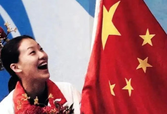 伏明霞、郭晶晶师姐妹 同嫁香港却不往来