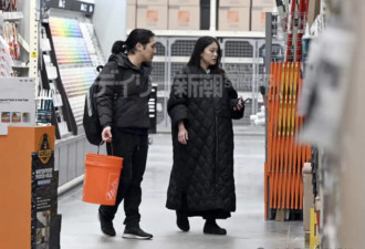  日本皇室真子公主疑怀孕！外出购物穿超大外套遮肚 