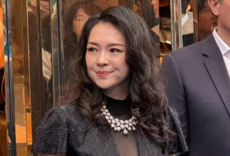 章子怡断崖式衰老！面部肿胀、皱纹丛生