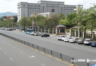 7790个公共停车位，“卖”出1.27亿？相关部门回应