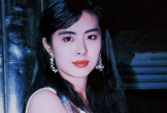 王祖艾灸馆价格曝光，女神亲自做艾灸，一个细节暴露当下状态
