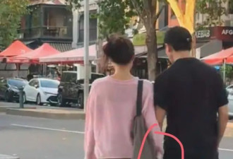 黄轩和女友在墨尔本被偶遇，网友看他女友素颜很真实