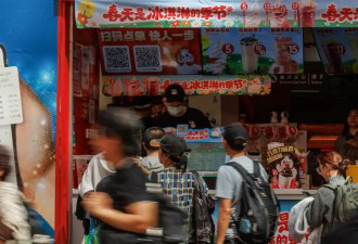 超越麦当劳星巴克 中国品牌蜜雪冰城风靡东南亚