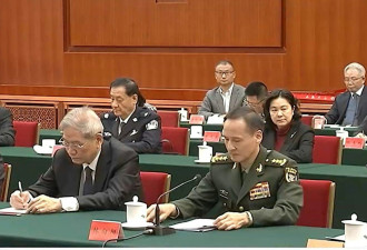 中国东部战区司令员：保持全时待战高度戒备
