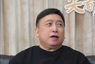 王晶揭李连杰经纪人被杀内幕，杀手曾威胁周星驰