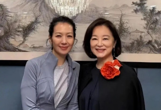 林青霞和胡军同框，她打扮素雅难掩高贵气质，骨相美比皮相美抗老