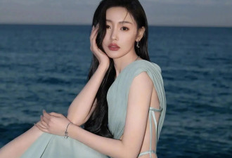 张天爱晒最新性感写真，创意裁剪展现完美身材，成熟又热辣