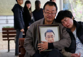 魏则西去世9年后，害人的细胞治疗骗局仍未停止