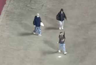 周星驰《女足》路透曝光，演员吊威亚踢球