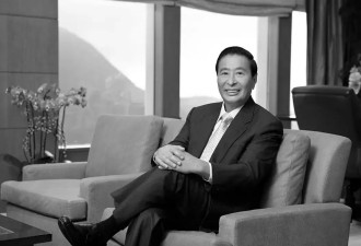 97岁亚洲前首富去世！西装几十年不换，离婚40年不娶，奖励儿媳徐子淇超大方…