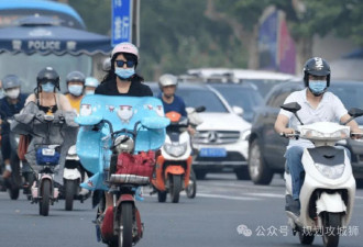电瓶车治理困局:还要假装它是"普通自行车"多久？