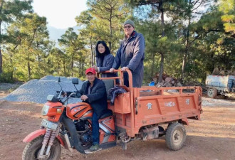 “归隐”中国十二年：在云南务农的驻华大使