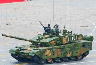 中国新型第四代坦克被抓拍!个头小 99A要被淘汰?