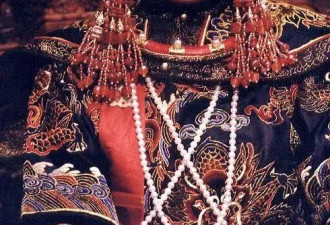她死于1688年，绯闻却传到了2025年