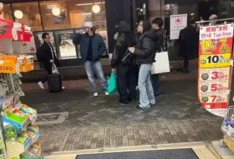 李现樊振东日本逛街,文体不分家,有的是友情有的是爱情