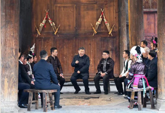 习近平来到丽江 第三次考察贵州 头发白了不少
