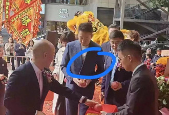 大S下葬第四天，一个细节，证明汪小菲还是在乎她的！