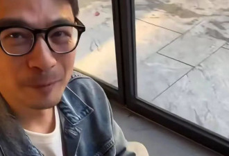 周杰伦玩幽默梗祝朋友副业成功，疑似暗指侯佩岑