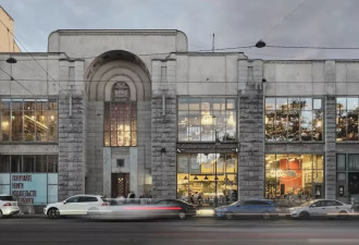 俄罗斯书店火遍全球 25万人追他们拍的照片：太帅了！