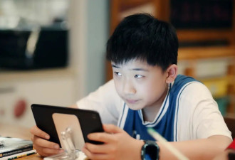 学生禁玩手机，催生地下市场