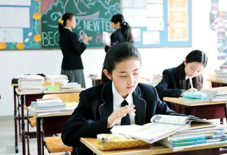 学生禁玩手机，催生地下市场