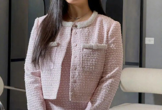 李湘王诗龄上海活动路透，王诗龄名媛范十足，与妈妈越来越像