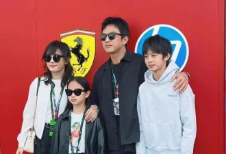 李湘带女儿参加活动，王诗龄淡妆出镜脚踩7cm高跟鞋