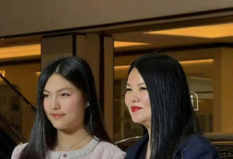 15岁王诗龄活动生图曝光！嘴上一圈小胡子很显眼，李湘太胖认不出