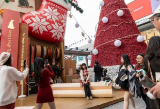 俄模特儿移居香港提前回国 公开4大原因惹争议