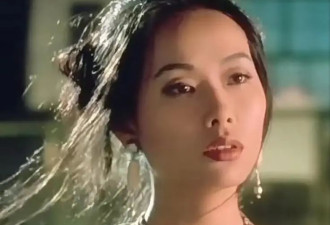 嫁入豪门37年无子，容忍丈夫出轨，原来坚持不离婚的她才是高段位