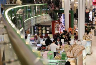 贫富悬殊严重 一半家庭拥有全美97.5%财富