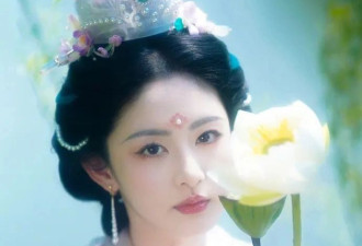 于正夸旗下女星“这绝世容颜”上热搜 评论区翻车 女方回应