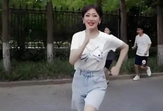 72岁赵雅芝跑马拉松，38岁儿子贴心守护！5公里轻松拿下